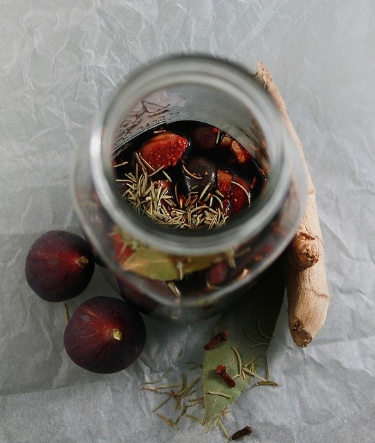Store-Bought vs. Homemade Salad Dressing
